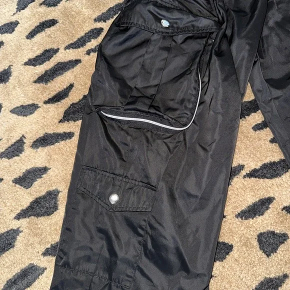 NWT Women's Forever 21 Black Track Pants with Zipper Cargo Pockets Sz Med 5538 - Picture 2 of 7